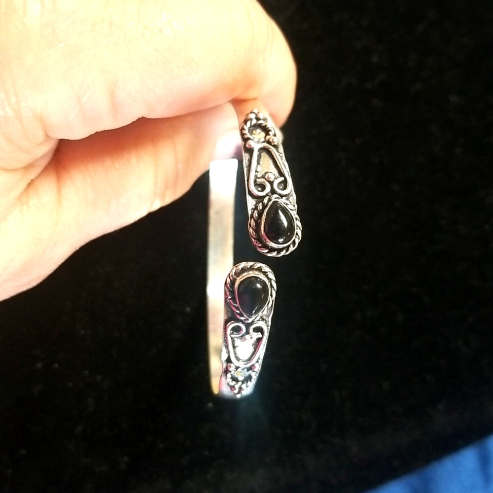 Sterling silver Bangle